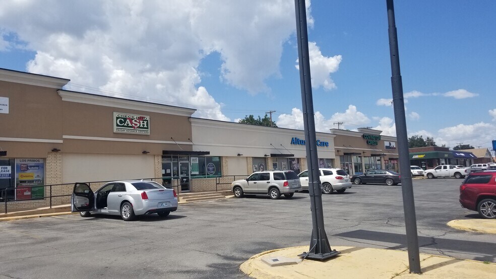 1419-1501 N Main St, Altus, OK à louer - Photo de l’immeuble – Image 3 sur 4
