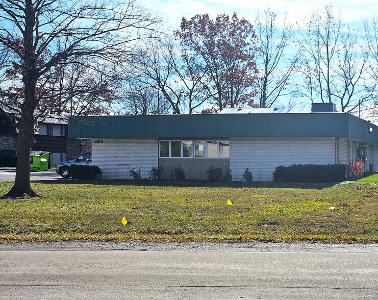 3215 Christy Way S, Saginaw, MI à vendre - Photo de l’immeuble – Image 2 sur 10