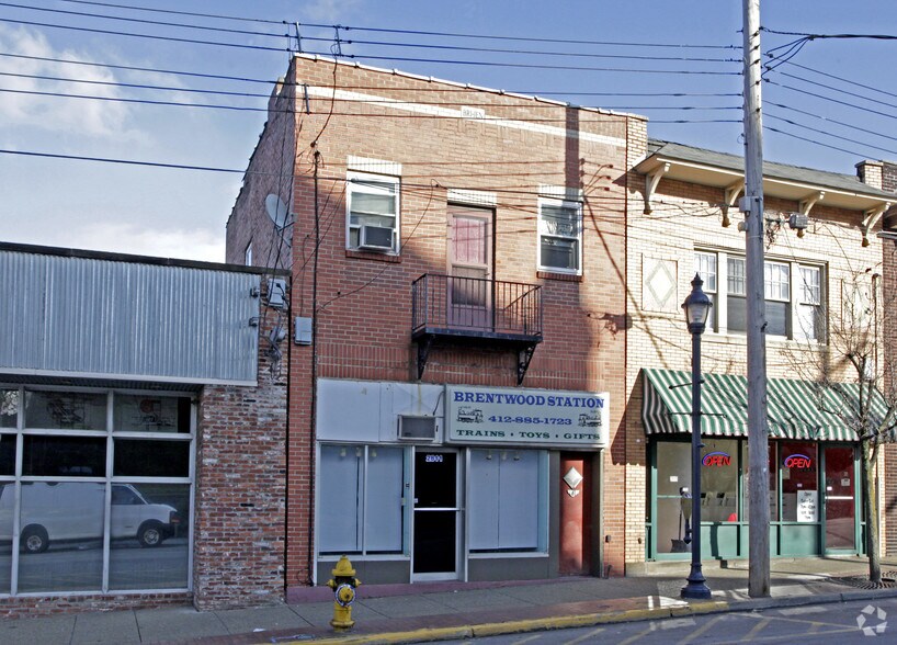 2811 Brownsville Rd, Pittsburgh, PA à vendre - Photo de l’immeuble – Image 2 sur 5
