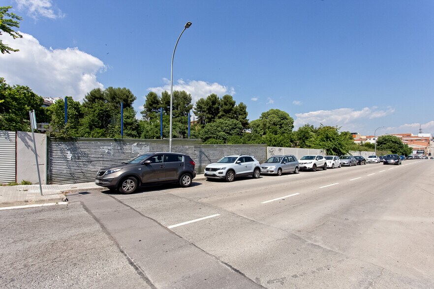 Immeuble residentiel dans Terrassa, Barcelona à vendre - Photo principale – Image 1 sur 8