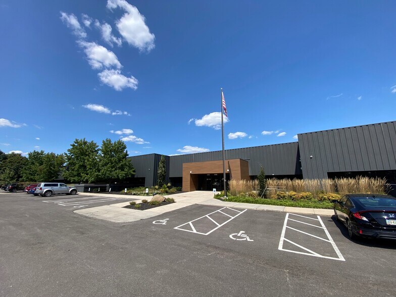 5160-5168 Blazer Pky, Dublin, OH à louer - Photo de l’immeuble – Image 1 sur 5