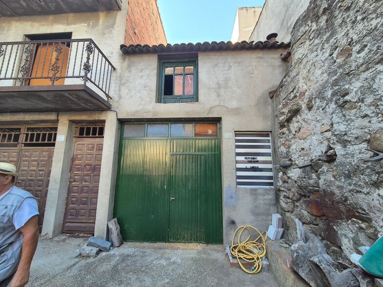Industriel/Logistique dans Navaluenga, Ávila à vendre - Photo principale – Image 1 sur 8