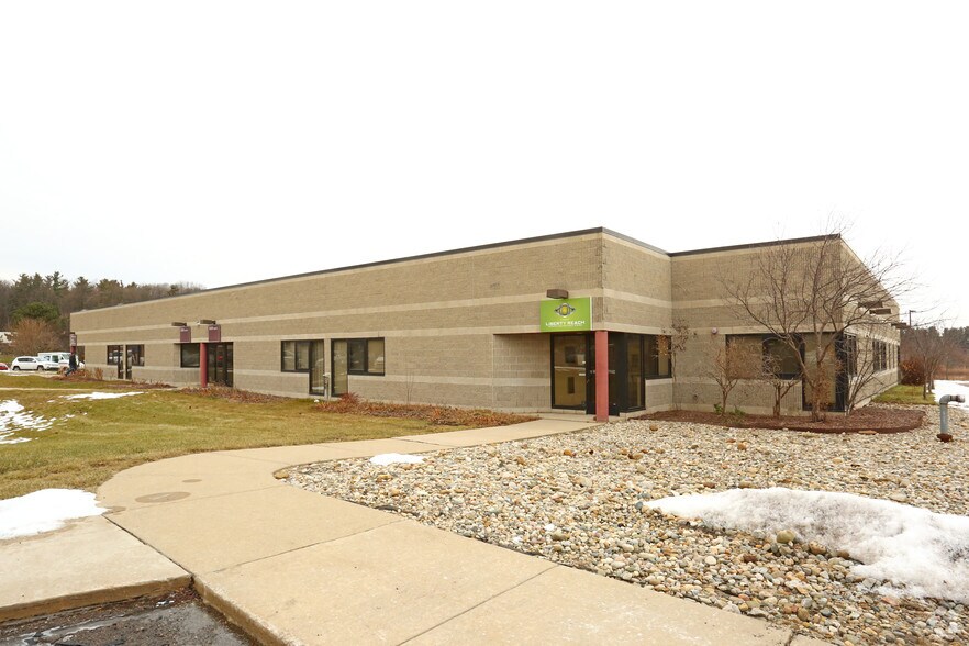 3550 W Liberty Rd, Ann Arbor, MI à louer - Photo principale – Image 1 sur 10