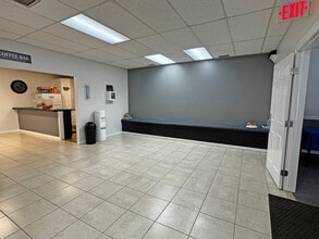 15250 S US 41/ Tamiami Trl, Fort Myers, FL à louer Photo intérieure– Image 2 sur 5