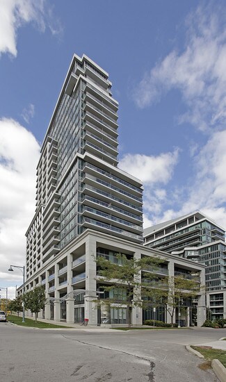 Plus de détails pour 2121-2139 Lake Shore Blvd W, Toronto, ON - Logement à vendre