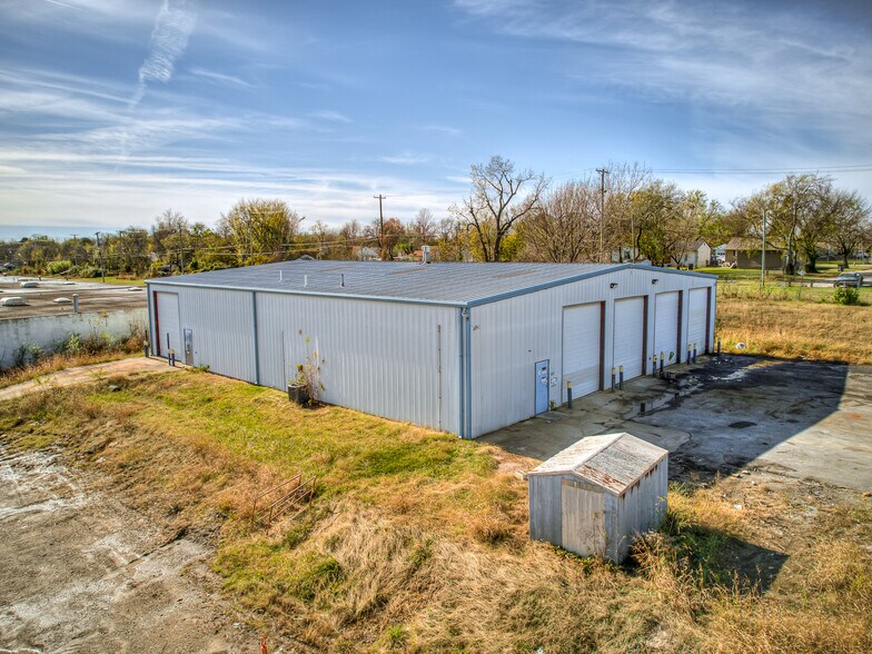 6924 E Reading Pl, Tulsa, OK à vendre - Photo de l’immeuble – Image 3 sur 12