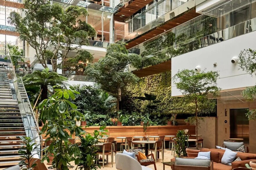 Bureau dans Paris à louer - Photo de l’immeuble – Image 3 sur 9