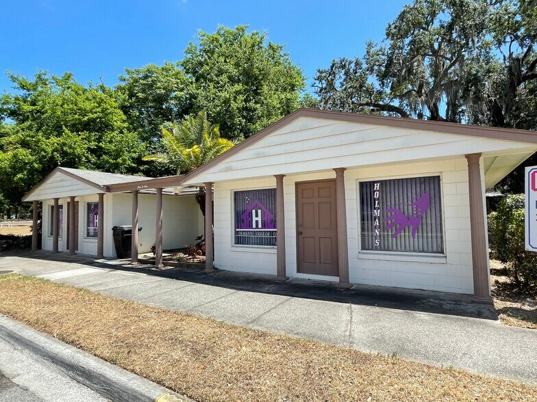 909 W Magnolia St, Leesburg, FL à louer - Photo de l’immeuble – Image 3 sur 16
