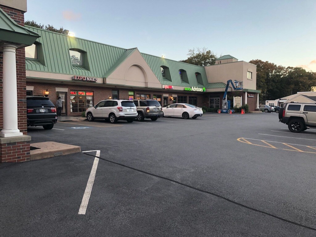 800 Oaklawn Ave, Cranston, RI à louer Photo principale– Image 1 sur 12