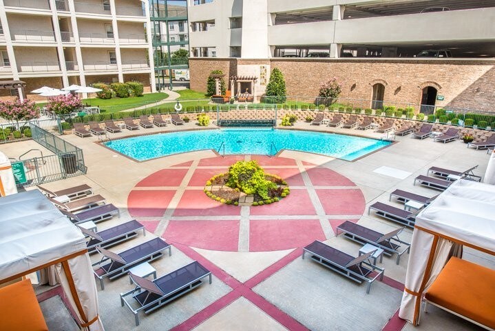 301-409 N Walker Ave, Oklahoma City, OK à louer - Photo principale – Image 1 sur 147