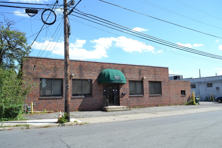 160 South St, Hackensack, NJ à louer - Photo de l’immeuble – Image 2 sur 9