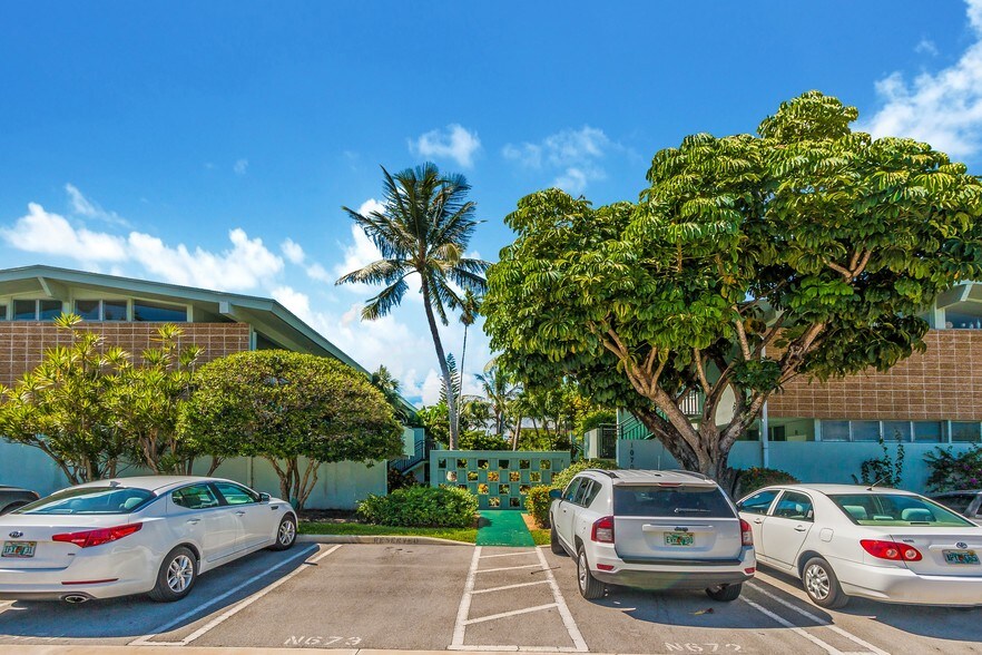 1060-1080 98th St, Bay Harbor Islands, FL à vendre - Photo de l’immeuble – Image 3 sur 7