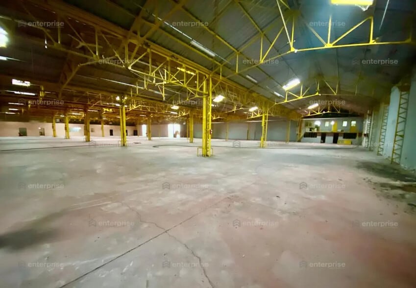 Industriel/Logistique dans Fresnoy-le-Grand à vendre - Photo intérieure – Image 2 sur 4