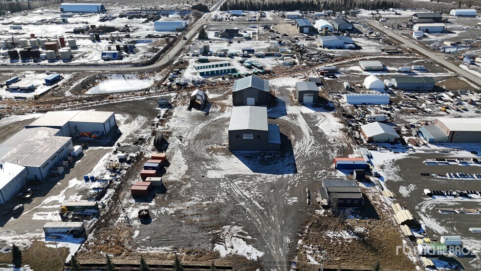 5423 Township Road 325b, Sundre, AB à vendre - Photo de l’immeuble – Image 2 sur 75
