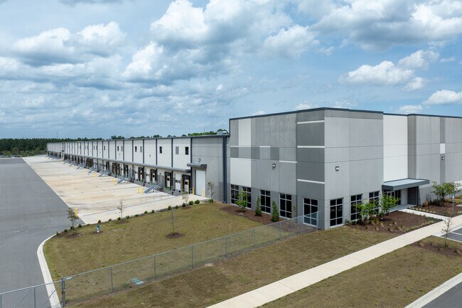 Plus de détails pour 2983 Faye Rd, Jacksonville, FL - Industriel/Logistique à louer