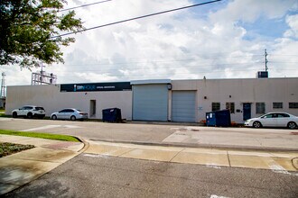 1110 Sligh Blvd, Orlando, FL à louer Photo intérieure– Image 1 sur 7