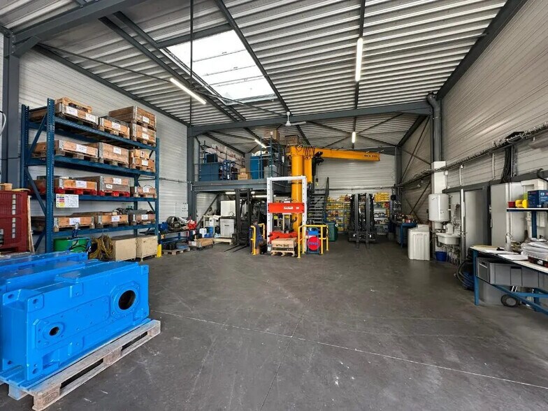 Local d’activités dans Chalon-sur-Saône à louer - Photo intérieure – Image 2 sur 5