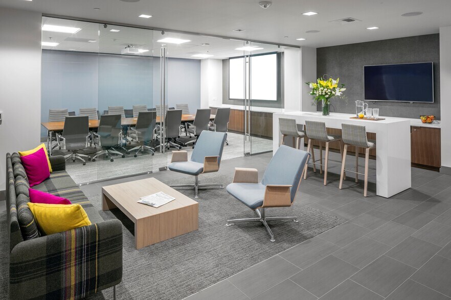 6650 SW Redwood Ln, Portland, OR à louer - Photo intérieure – Image 3 sur 5