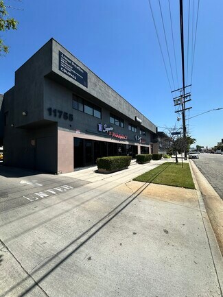 Plus de détails pour 11755 Victory Blvd, North Hollywood, CA - Bureau/Médical à louer