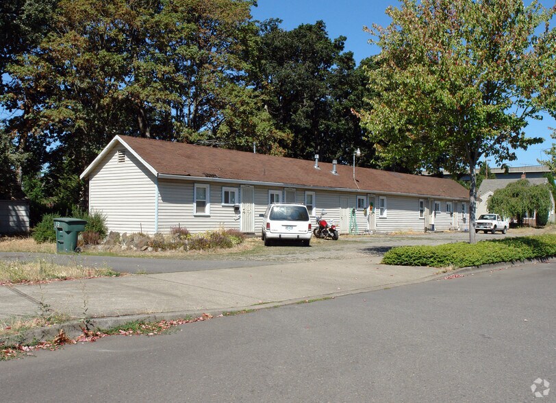 1354 Lee St SE, Salem, OR à vendre - Photo de l’immeuble – Image 2 sur 4