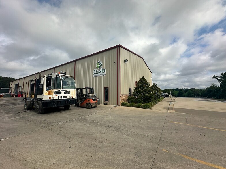 1051 Aqua Dr, Haughton, LA à vendre - Photo de l’immeuble – Image 3 sur 31