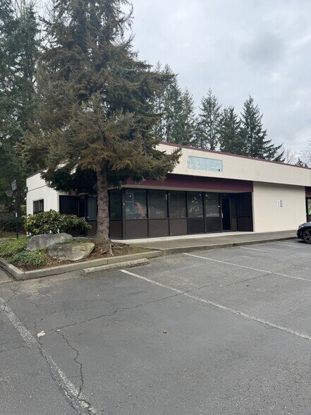 32717 1st Ave S, Federal Way, WA à louer - Photo de l’immeuble – Image 1 sur 6