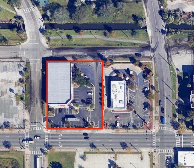 233 State St E, Jacksonville, FL à vendre - Photo de l’immeuble – Image 2 sur 10