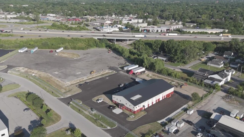 2345 Enterprise Place park, Indianapolis, IN à louer - Vidéo sur l’annonce professionnelle – Image 3 sur 23