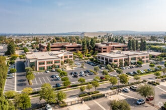 1432 Edinger Ave, Tustin, CA - VUE AÉRIENNE  vue de carte
