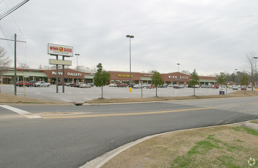 630-686 Ollie Ave, Clanton, AL à louer - Photo de l’immeuble – Image 2 sur 18