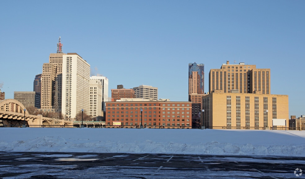 155 S Wabasha St S, Saint Paul, MN à louer - Photo principale – Image 1 sur 4