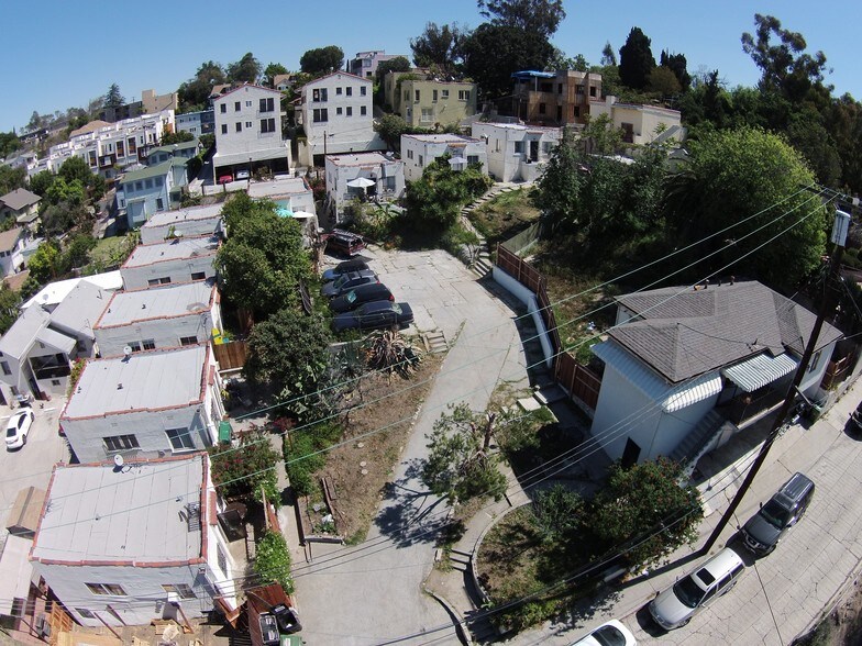 1303 Lilac Terrace, Los Angeles, CA à vendre - Aérien – Image 3 sur 47