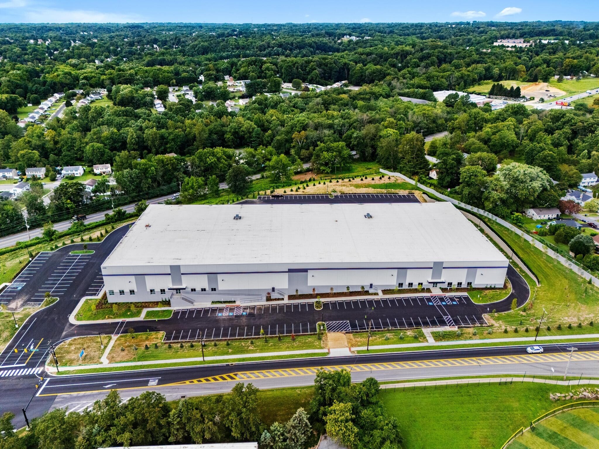 4800 Chichester Ave, Upper Chichester Township, PA à louer Photo de l’immeuble– Image 1 sur 11