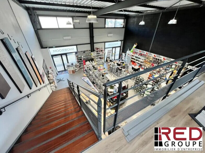 Local commercial dans Brignoles à louer - Photo de l’immeuble – Image 1 sur 4