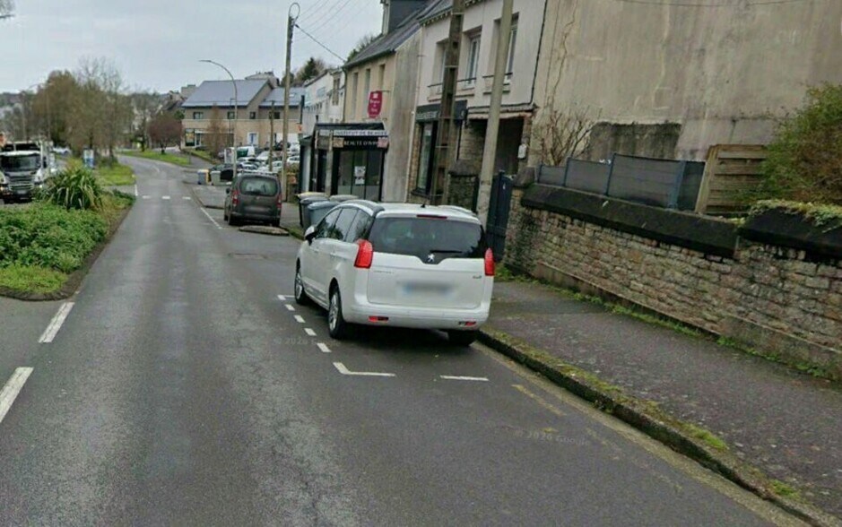 Local commercial dans Quimper à louer - Photo de l’immeuble – Image 1 sur 3