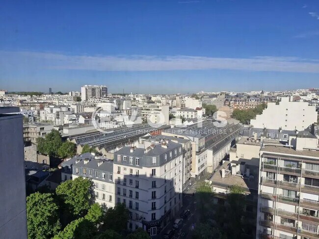 Plus de détails pour Bureau à vendre