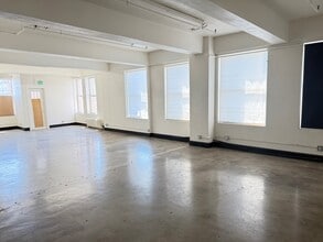 852 S Broadway, Los Angeles, CA à louer Photo intérieure– Image 2 sur 4