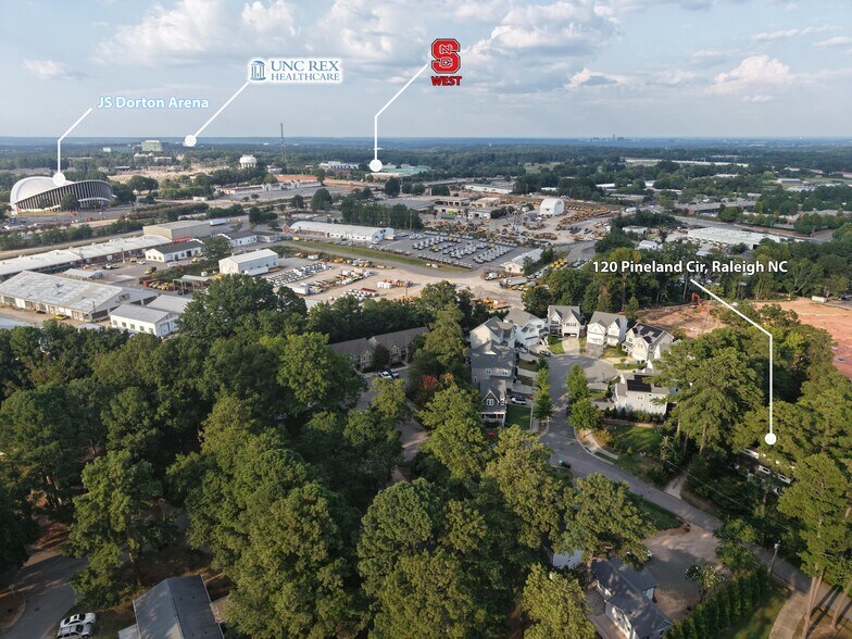 120 Pineland Cir, Raleigh, NC à vendre - Aérien – Image 2 sur 7