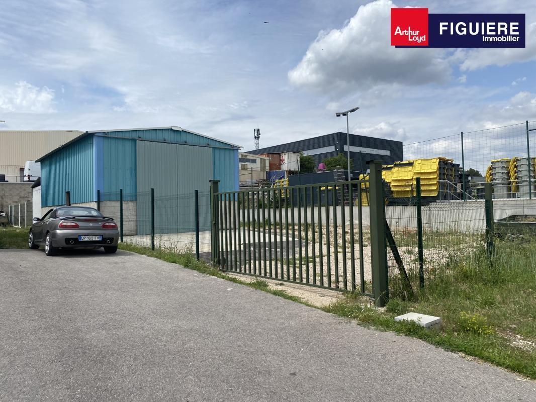 266 Avenue Des Alumines, Gardanne à louer Photo de l’immeuble– Image 1 sur 12