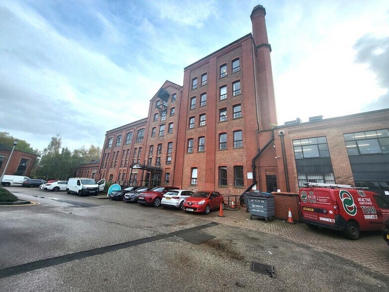 380 Chester Rd, Manchester à louer - Photo de l’immeuble – Image 2 sur 167