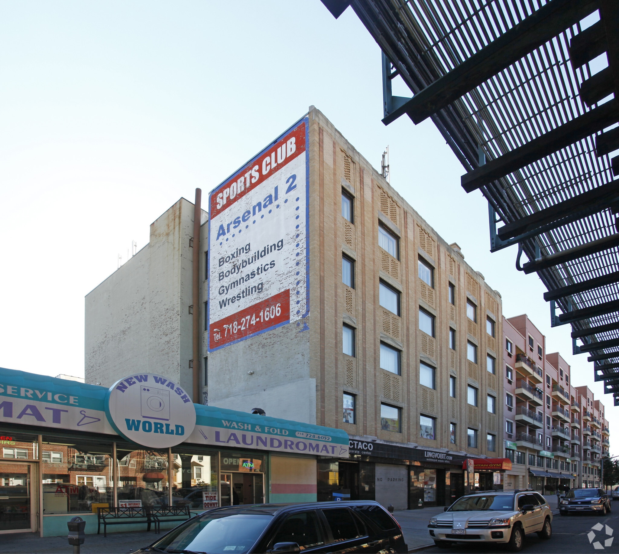 31-21 31st St, Long Island City, NY à louer Photo principale– Image 1 sur 20
