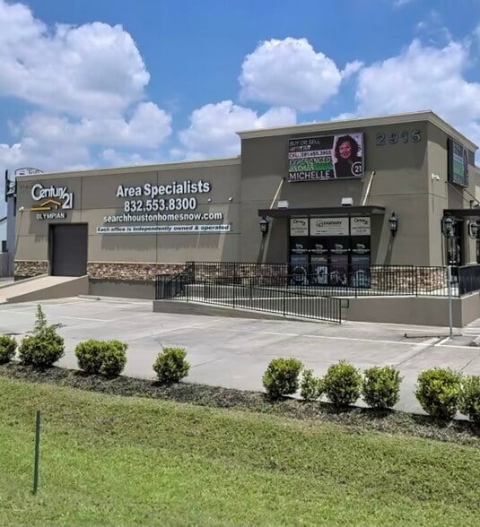 2915 S Sam Houston Pky E, Houston, TX à vendre - Photo principale – Image 1 sur 60