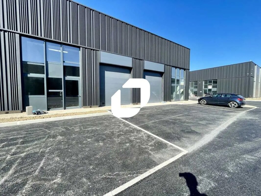 Allée Des Peupliers, Trévoux à louer Photo de l’immeuble– Image 1 sur 9