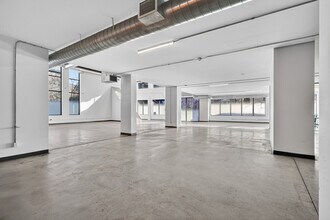 3955 Rue Saint-Jacques, Montréal, QC à louer Photo intérieure– Image 2 sur 12