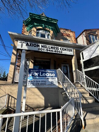 Plus de détails pour 7633 Kennedy Blvd, North Bergen, NJ - Local commercial à louer