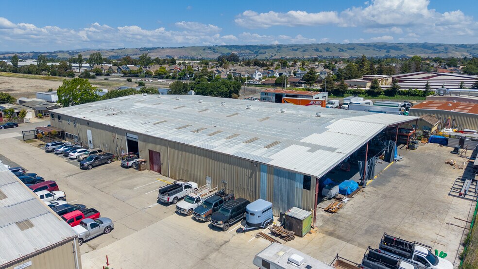 4700 Horner St, Union City, CA à vendre - Photo de l’immeuble – Image 3 sur 5