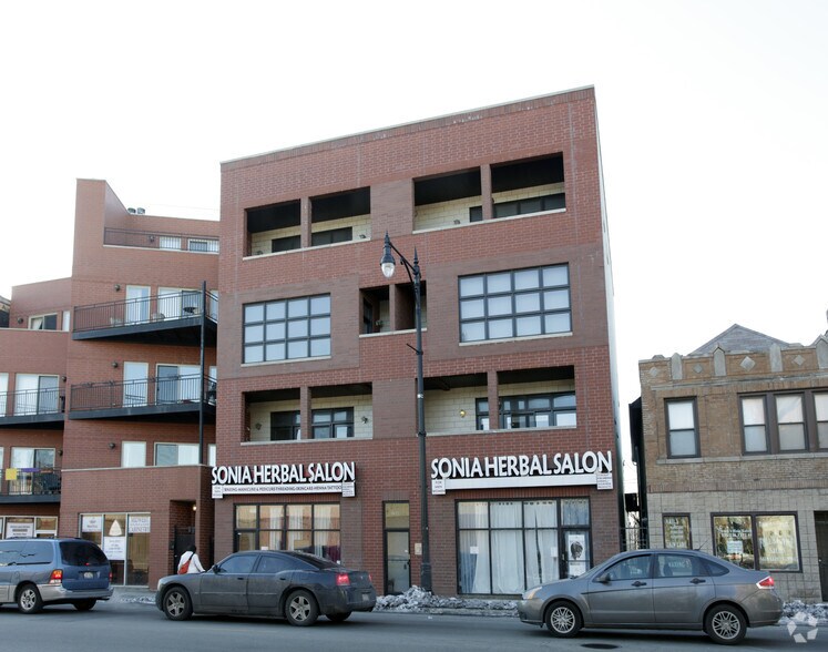 1625 W North Ave, Chicago, IL à vendre - Photo de l’immeuble – Image 2 sur 12