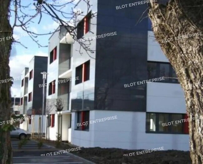 Plus de détails pour Bureau à louer