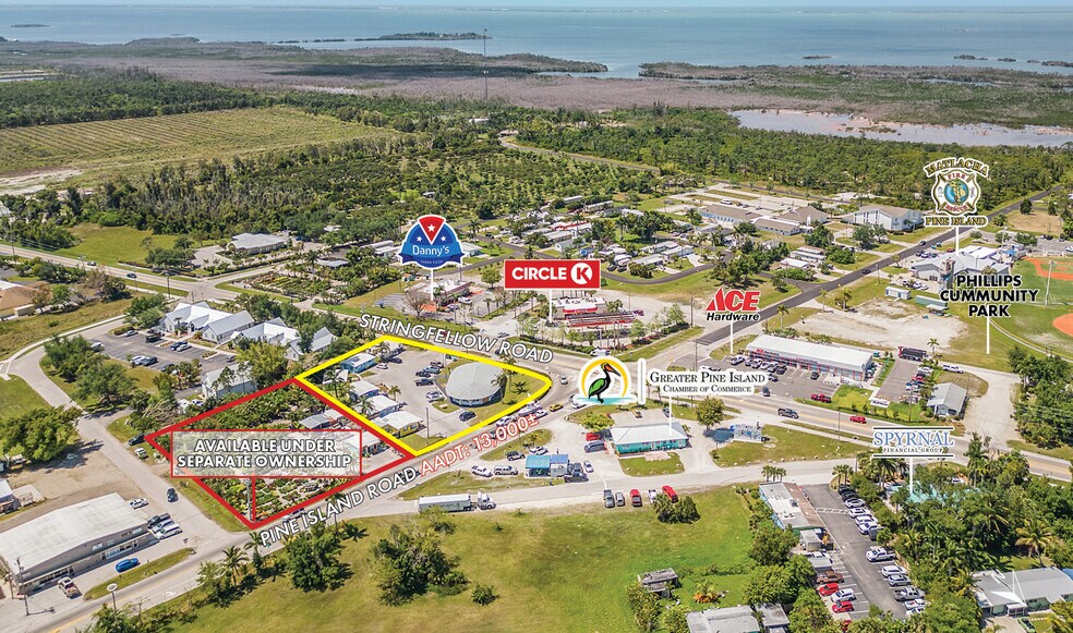 10502 Stringfellow Rd, Bokeelia, FL à vendre - Aérien – Image 3 sur 4