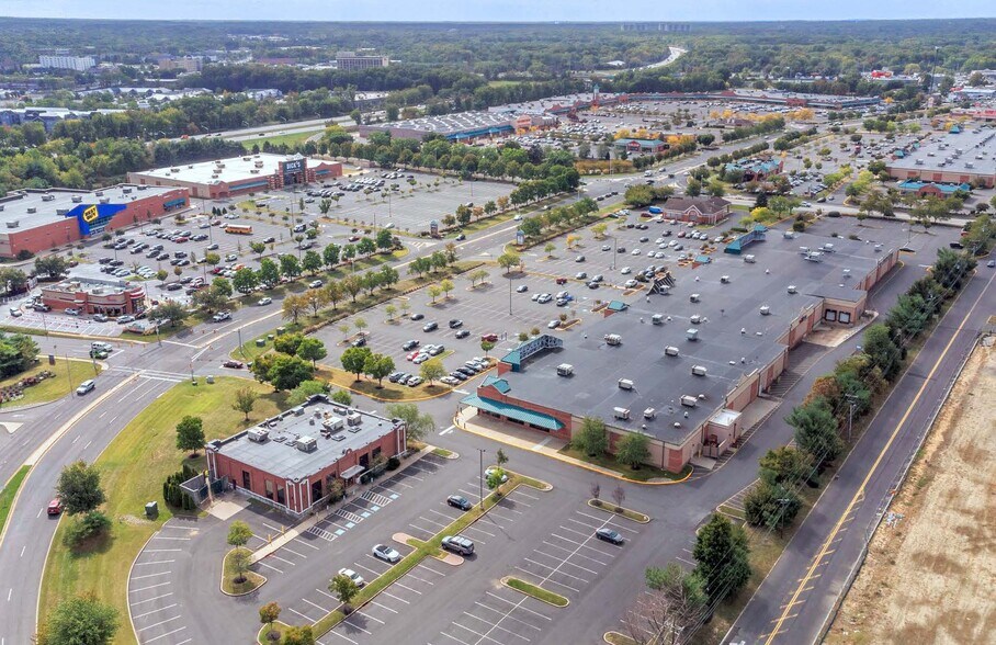1420 Nixon Dr, Mount Laurel, NJ à louer - Photo principale – Image 1 sur 12
